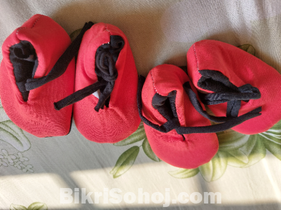 Baby shoes and Mosari